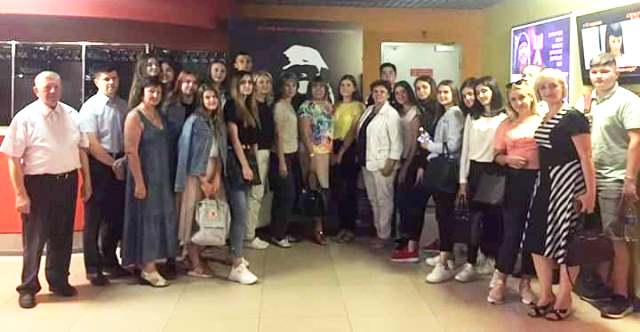 Викладачі і студенти факультету філології і журналістики на прем'єрному тижні показу стрічки ''Заборонений'' про Василя Стуса